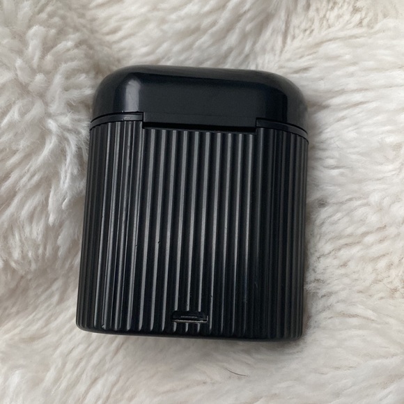 Black Wicked Audio Wireless Earbuds - Picture 2 of 6